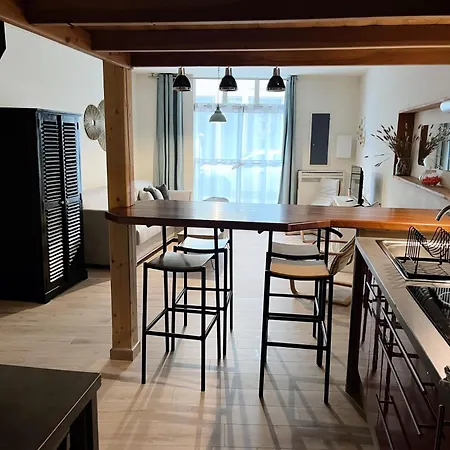 דירה House *